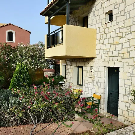 Petra Village Кутулуфари